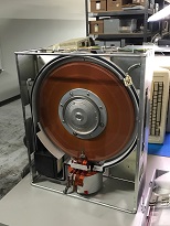 icon to link to picture of very large old hard disk drive